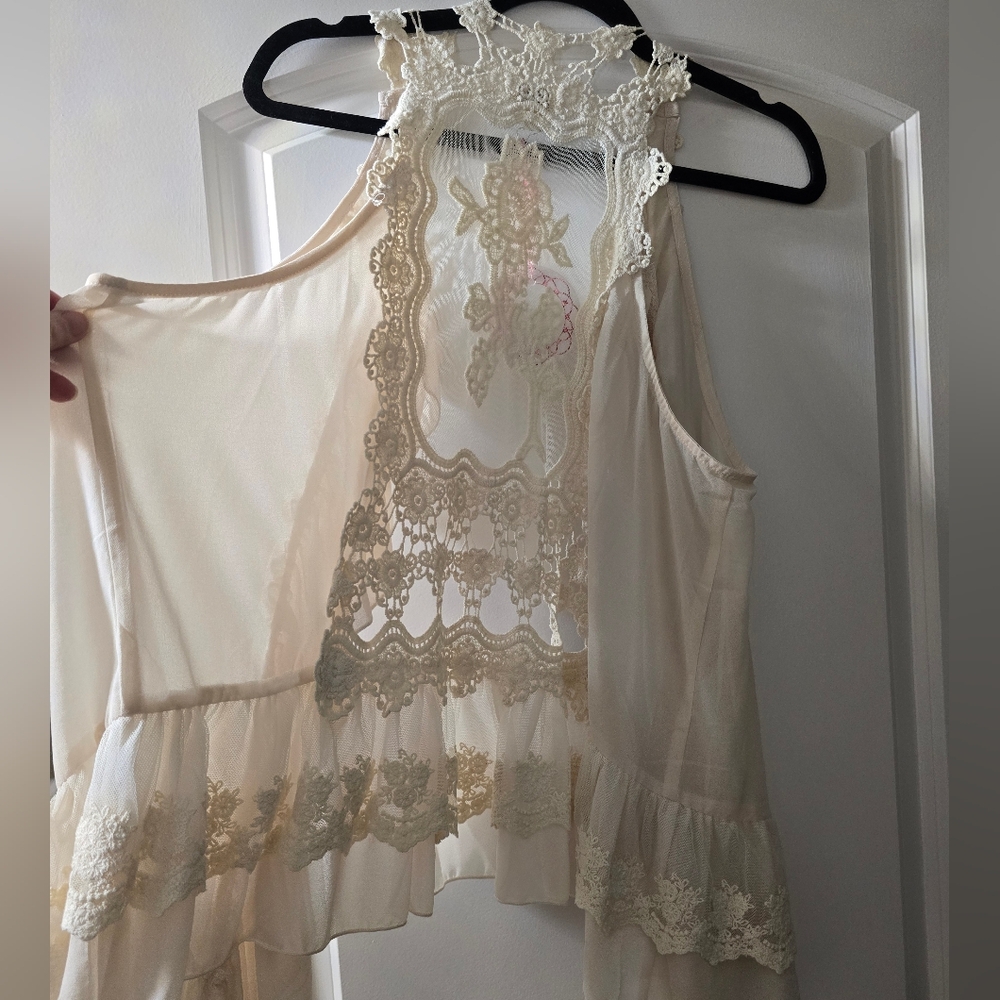 Elegant Lace Trim Cream Top Zadie B's
